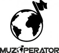  ( , , )  Muzoperator