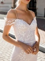  ( , , ) Sutyrina wedding dress